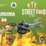 MOTOR STREET FOOD_live Potrebbe essere uno screenshot di un videogioco raffigurante 1 persona, bandiera, poster e testo