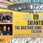 SKIANTOS – THE BASTARD SONS OF DIONISO – CALZEENI LIVE Potrebbe essere un'immagine raffigurante 8 persone, rivista, poster, concerto e il seguente testo "UIDO MER 09 AGO SKIANTOS THE BASTARD SONS OF DIONISO CALZEENI CASILINO SKY PARK SUMMER 2023 CASILINOSKYPARK.IT"