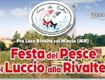38a Festa del Pesce e del Luccio alla Rivaltese Potrebbe essere un cartone raffigurante bandiera, torta, poster e attività all'aperto