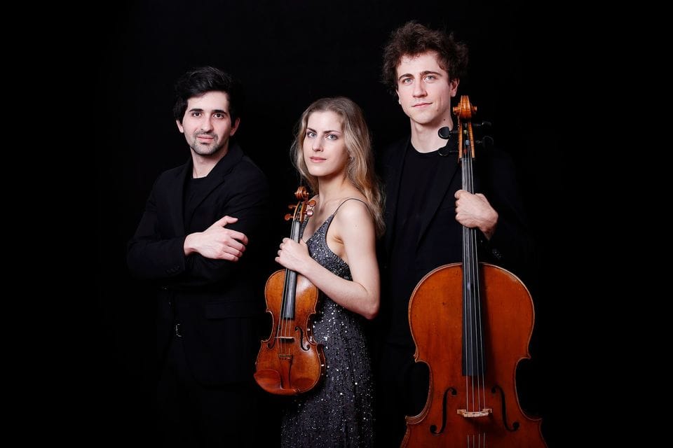 Evento CONCERTO Da Oriente a Occidente Locandina CONCERTO Da Oriente a Occidente - giovedì 19 ottobre ore 17:30 - 19:30