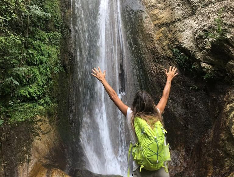 Le cascate di Calabritto May be an image of waterfall and text