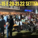 “Na festa per tuti” May be an image of one or more people, bicycle, crowd and text