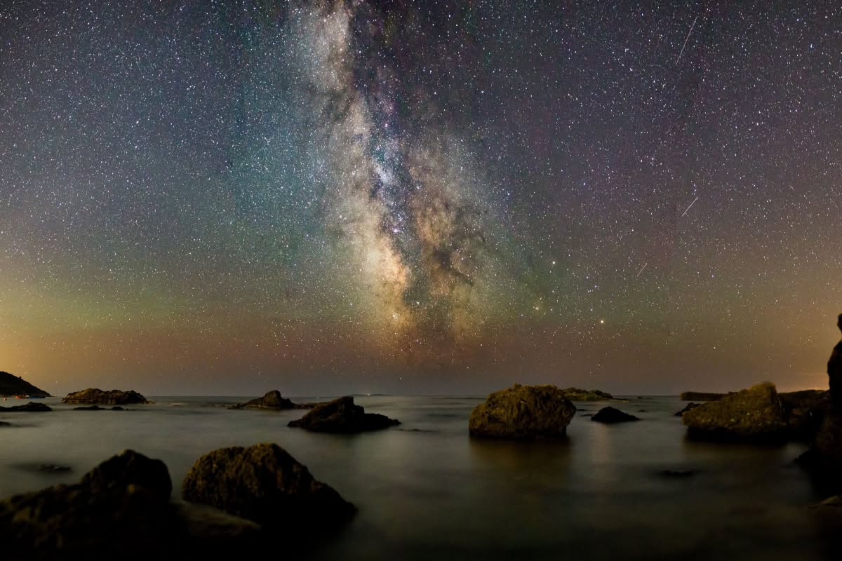 Evento Conero in Spiaggia Sotto le Stelle Cadenti – Anello Mare & Monti Locandina Conero in Spiaggia Sotto le Stelle Cadenti – Anello Mare & Monti - lunedì 10 agosto ore 18:00 - 22:00