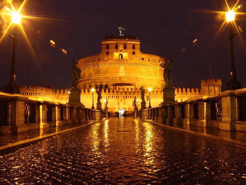 No photo description available.