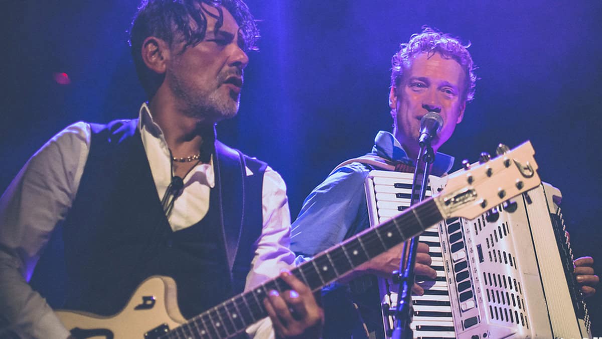 LES NÉGRESSES VERTES @ Teatro Miela Trieste May be an image of 2 people and accordion