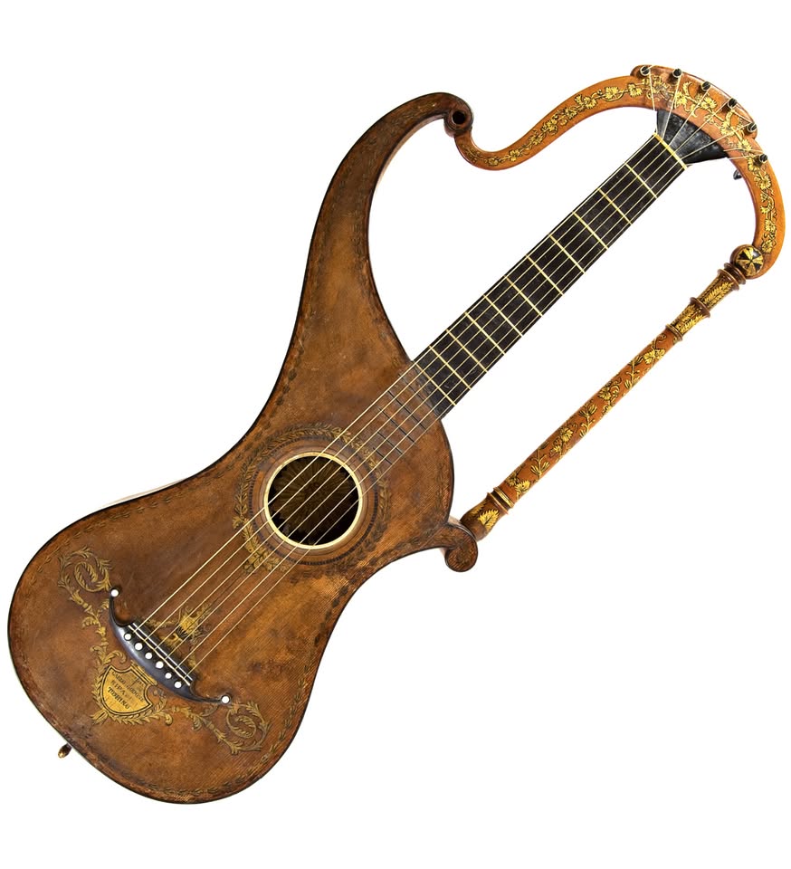 Evento Di corda in corda – dall’oud alla chitarra, la storia degli strumenti a pizzico Locandina Di corda in corda – dall’oud alla chitarra, la storia degli strumenti a pizzico - domenica 27 aprile ore 17:00 - 19:00