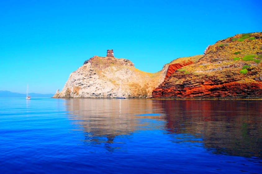 Evento Isola di Capraia a primavera, esplosione di colori e profumi Locandina Isola di Capraia a primavera, esplosione di colori e profumi - da venerdì 23 aprile - domenica 25 aprile 2027 ore 08:00 ore 21:00
