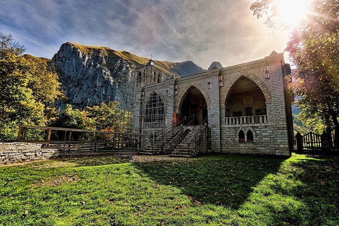 Evento Special Autunno La Gola dell’Infernaccio & Eremo San Leonardo Locandina Special Autunno La Gola dell’Infernaccio & Eremo San Leonardo - sabato 31 ottobre ore 10:00 - 14:00
