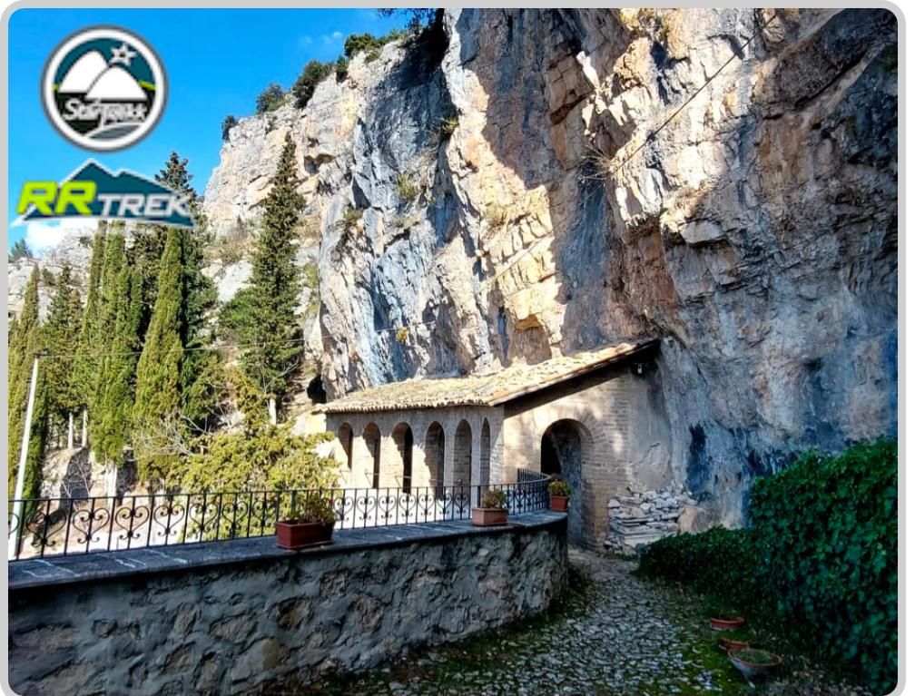 May be an image of Stari Most and text