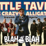 Little Taver & His Crazy Alligators, folle incrocio tra ELVIS, BUSCAGLIONE, JOHN BELUSHI Potrebbe essere un'immagine raffigurante 8 persone e il seguente testo "LITTLE TAVER AND HIS CRAZY ALLIGATORS Giovedì 24 Aprile BLAHOBLAH BLAH BLAH"