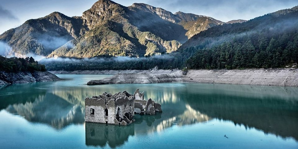 Friuli Selvaggio : Laghi-Fiumi-Pozze Smeraldine Val Tramontina! Potrebbe essere un'immagine raffigurante natura, montagna e lago