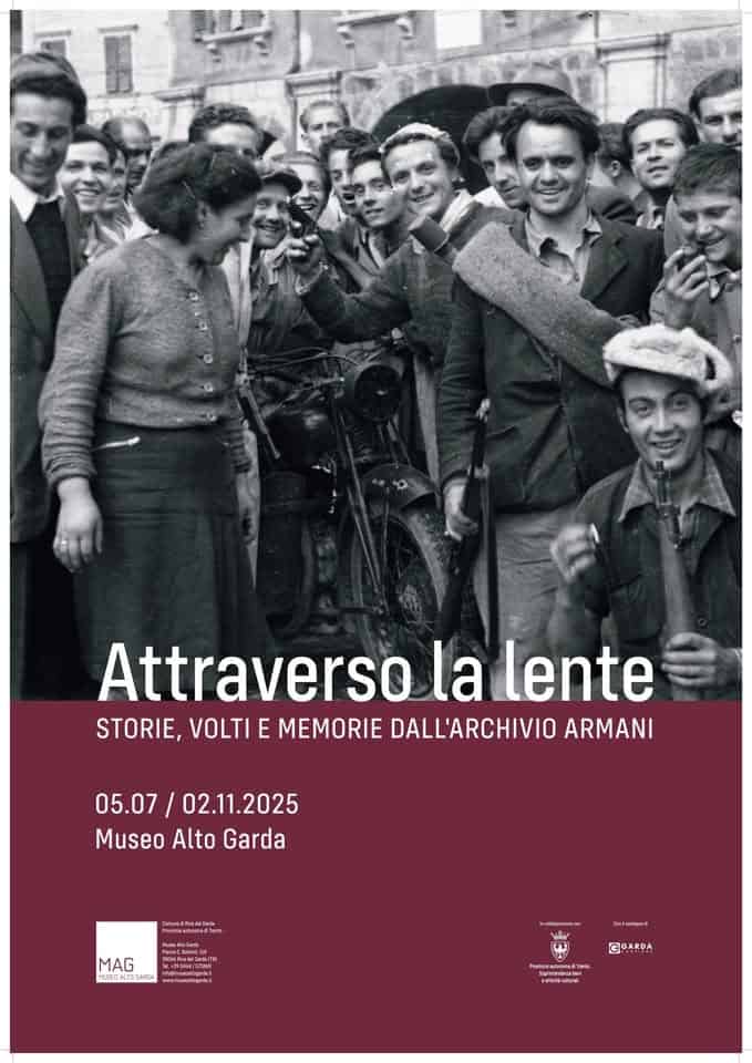 Evento Inaugurazione mostra “Attraverso la lente. Storie, volti e memorie dall’Archivio Armani” Locandina Inaugurazione mostra “Attraverso la lente. Storie, volti e memorie dall’Archivio Armani” - venerdì 4 luglio ore 20:30 - 22:30
