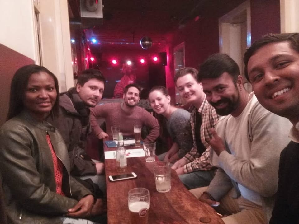 Messina BlaBla Language Exchange – Every other Wednesday – Recurrent event – Potrebbe essere un'immagine raffigurante 4 persone, barba e birra