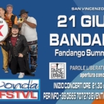 ONDASUONDA Music Festival 21 GIUGNO – BANDABARDO fandango summer tour 2025 Potrebbe essere un'immagine raffigurante 5 persone e il seguente testo "bandabardo pardò banda ج SAN VINCENZO ובו 2025 21 GIUGNO SANVINCENZ BANDABARDO' Fandango Summer Tour 2025 LBERAE PAROLE PAROLELIBERATE öltre Imure delca del/carcere" cere" യ apertura concerto SYNAESTHESIA SYNA ondasvonda INIZIO NIZIOCONCERTIORE 21.30 conl GRESSO GRATUra MUSIC FSTVL PERI INFO +390565 707273EVENT@COM/ATESAWINCE"