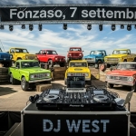 Country U.S.A. Cars Reunion Potrebbe essere un'immagine raffigurante veicolo fuoristrada, jeep e testo
