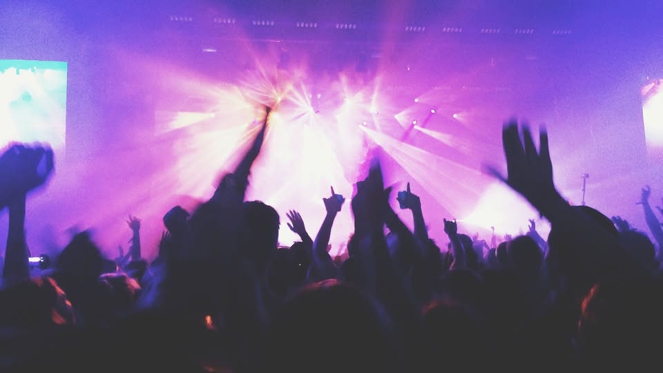 Evento Aka 7Even – Non X Soldi Tour Locandina Aka 7Even – Non X Soldi Tour - giovedì 16 aprile ore 21:00 - 23:00