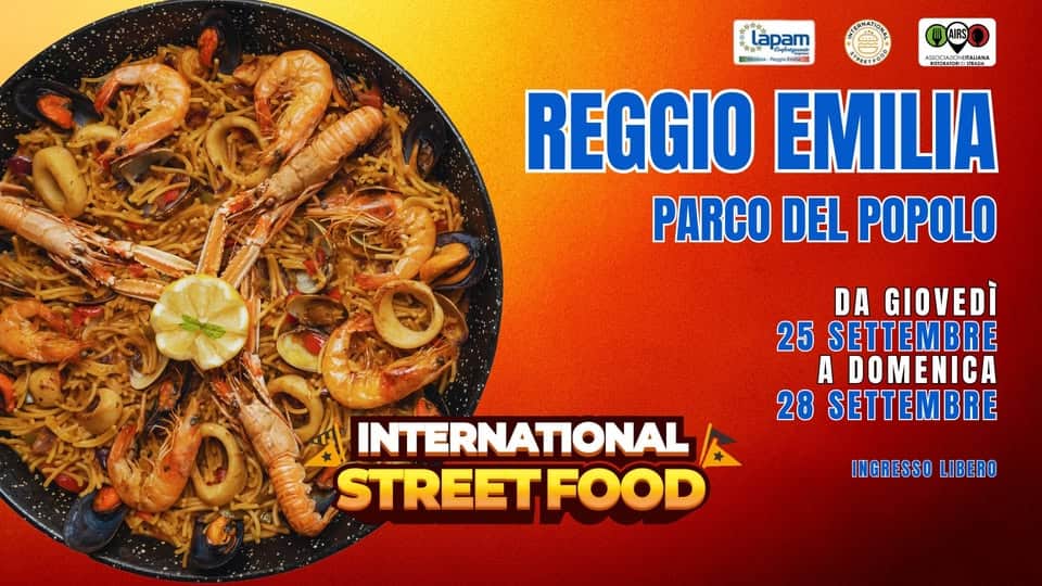 Potrebbe essere un'immagine raffigurante paella e testo