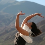 Lehrgang: Dance for Health Potrebbe essere un'immagine raffigurante 1 persona e una persona che balla