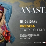ANASTACIA Nessuna descrizione della foto disponibile.