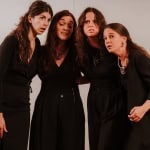 Cuntzertu/Conciert 🎶 Un quartetto maschile sardo e uno femminile friulano si incontrano sul palco Nessuna descrizione della foto disponibile.