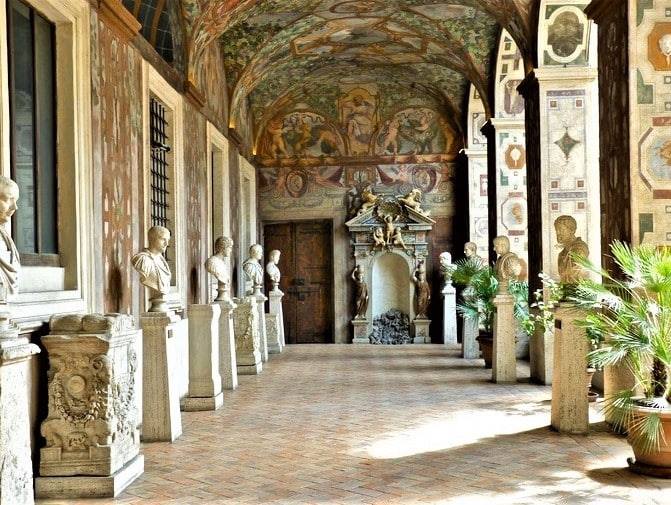 Evento Accesso Gratuito Palazzo Altemps e i suoi capolavori domenica 04/10 ORE 15 45 Locandina Accesso Gratuito Palazzo Altemps e i suoi capolavori domenica 04/10 ORE 15 45 - domenica 4 ottobre ore 15:45 - 17:30