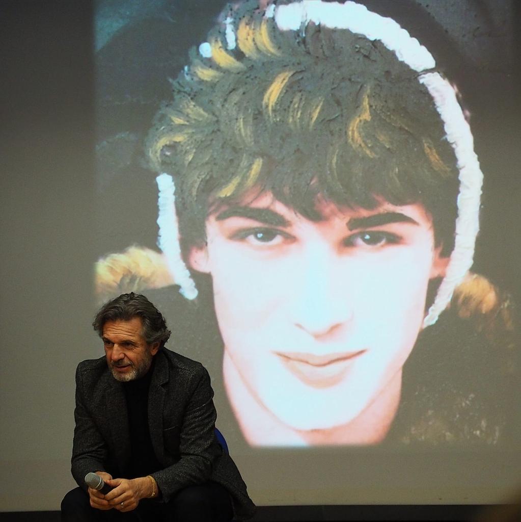 Soave (VR) – Presentazione del nuovo libro di papà Gianpietro Potrebbe essere un'immagine raffigurante una o più persone