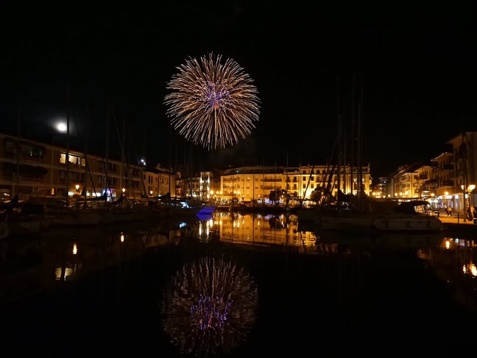 Evento Eventi A Grado Il 04 Gennaio Spettacolo Piromusicale In Porto E Concerto Live “Corte Di Lunas” Locandina Eventi A Grado Il 04 Gennaio Spettacolo Piromusicale In Porto E Concerto Live “Corte Di Lunas” - domenica 4 gennaio ore 18:00 - 20:00