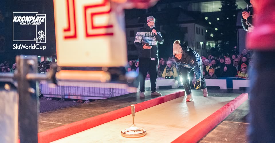 Evento PUBLIC DRAW – Audi FIS Ski World Cup Kronplatz – Plan de Corones Locandina PUBLIC DRAW – Audi FIS Ski World Cup Kronplatz – Plan de Corones - lunedì 19 gennaio ore 17:30 - 19:30