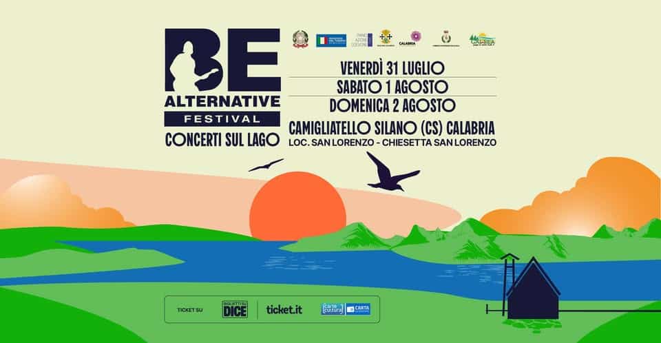 Potrebbe essere un'illustrazione raffigurante ‎il seguente testo "‎EKIS CTPT အာအဆားာ CRIABRIA حائتاعن BE VENERDÌ 31 LUGLIO SABATO 1 AGOSTO ALTERNATIVE DOMENICA 2 AGOSTO FESTIVAL CAMIGLIATELLO SILANO (CS) CALABRIA CONCERTI SUL LAGO LOC. LORENZO CHIESET TA SAN LORENZO nCKET su DICE ticket.it E878al DCORTH‎"‎