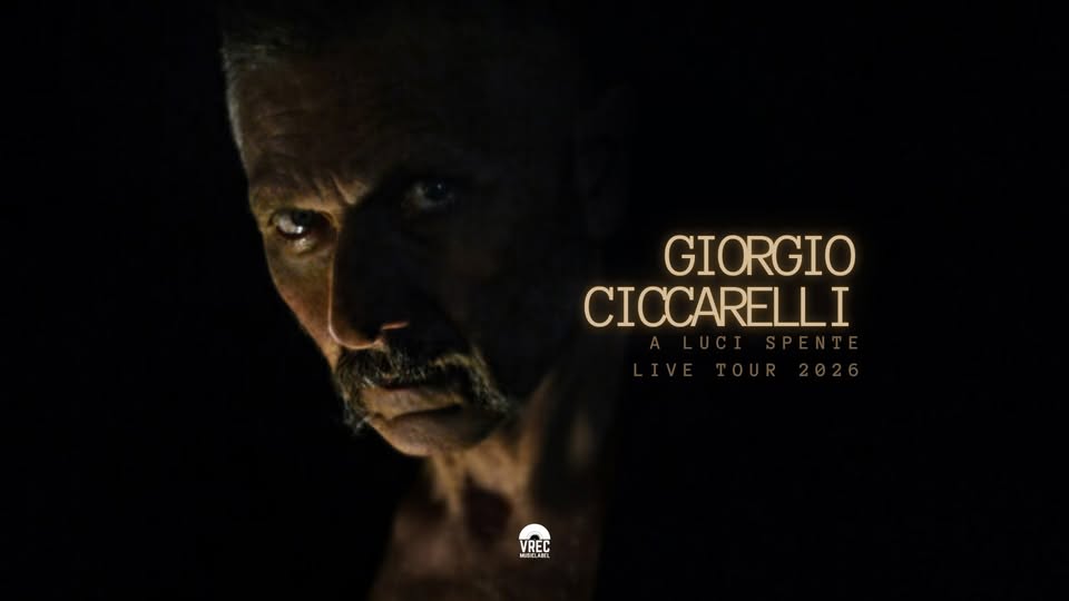 GIORGIO CICCARELLI – “A Luci Spente” live @Officina19 – Piove di Sacco (PD) Potrebbe essere un'immagine raffigurante una o più persone, barba e il seguente testo "GIORGIO CICCARELLI VREC VREC"