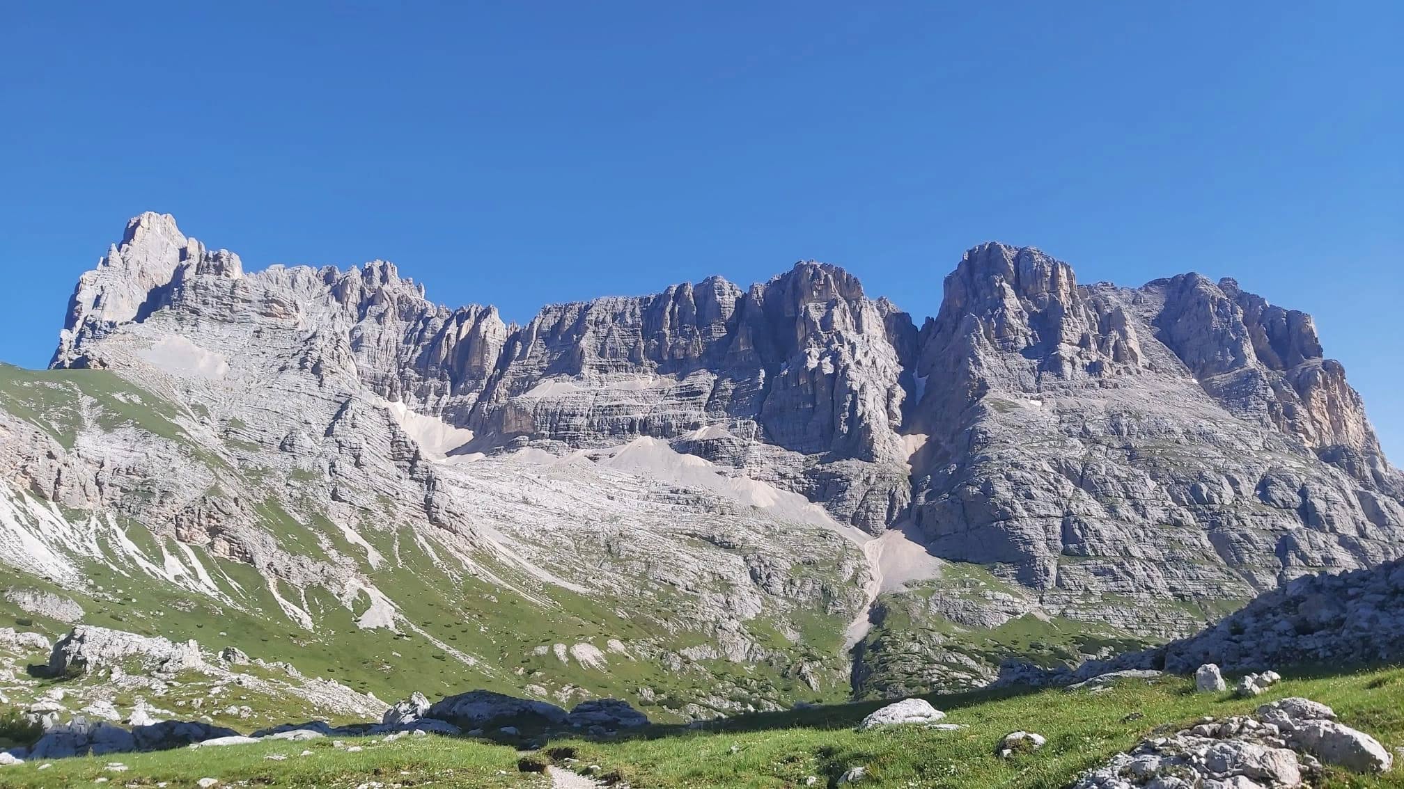 Evento GT Marmarole Runde nell’aspro Cadore (BL) Locandina GT Marmarole Runde nell’aspro Cadore (BL) - da venerdì 17 luglio - domenica 19 luglio 2026 ore 07:00 ore 20:00