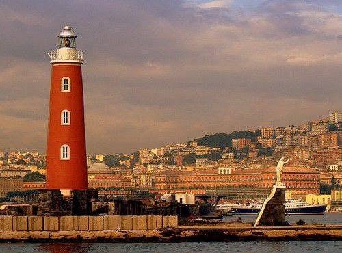 Evento Napoli – PRIMO FARO a luce lenticolare Locandina Napoli – PRIMO FARO a luce lenticolare - da mercoledì 8 luglio - domenica 12 luglio 2026 ore 10:00 ore 09:00