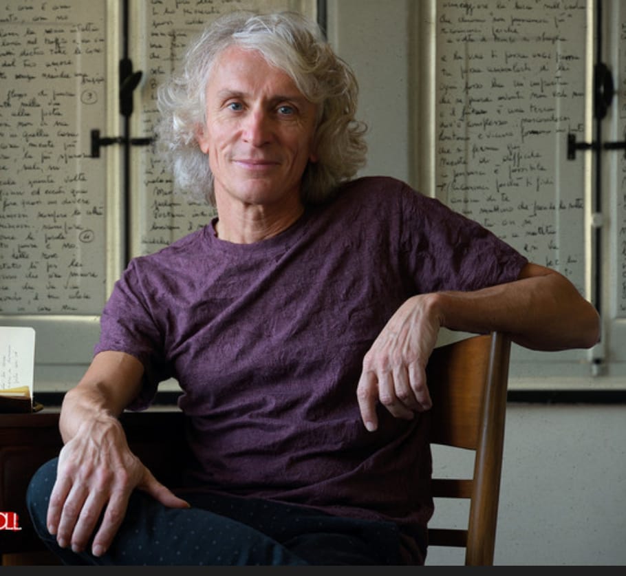 CHANTER, BOIRE ET RIRE SOUVENT – Canti popolari delle valli valdesi Potrebbe essere un'immagine raffigurante una o più persone e testo