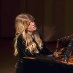 Costanza Principe Potrebbe essere un'immagine raffigurante pianoforte