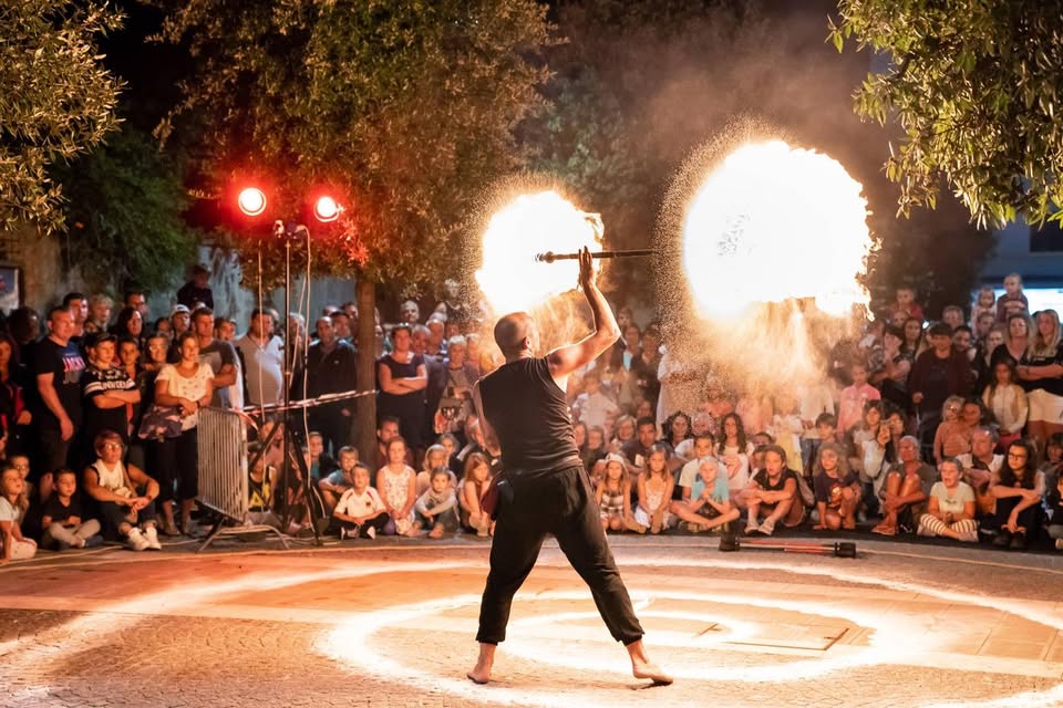 Evento La luna nel pozzo Locandina La luna nel pozzo - da mercoledì 2 settembre - domenica 6 settembre 2026 ore 16:00 ore 23:00