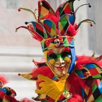 Foto di Carnevale, ogni mese vale