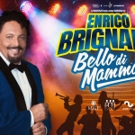 Enrico Brignano “Bello Di Mamma!” || Forum Eventi – San Pancrazio Salentino (BR) Potrebbe essere un'immagine raffigurante il seguente testo "VIKO NRY presentano IL-NUOVO ONE MAN SHOWDI ENRICO BRIG IGNANO Bellodi MαTca! 海 M&P EVENT aroa aroacient ፋ ገርሳ"