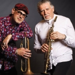 FABRIZIO BOSSO & JAVIER GIROTTO – LATIN MOOD Potrebbe essere un'immagine raffigurante sassofono, tromba e clarinetto