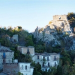 Il borgo fantasma di Buonanotte ed escursione nel bosco Il borgo fantasma di Buonanotte ed escursione nel bosco a Montebello sul Sangro (CH) il 29 marzo marzo - 6 dicembre 2026