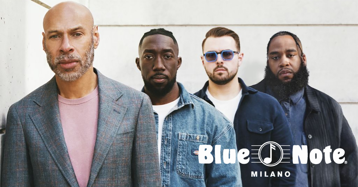 Potrebbe essere un'immagine raffigurante una o più persone, barba, sassofono, tromba e il seguente testo "圓本可 Blue BlueONote 人 Note MILANO"