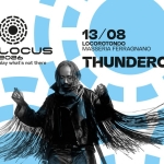 Locus 2026: 13/08 THUNDERCAT Potrebbe essere un'illustrazione raffigurante il seguente testo "LOCUS 2026 play what's not playwhat'snothere there 13/08 LOCOROTONDO MASSERIA FERRAGNANO THUNDERCAT 콤영 2"