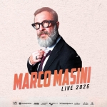 Marco Masini Live 2026 || Forum Eventi – San Pancrazio Salentino (BR) Potrebbe essere un'immagine raffigurante una o più persone, barba e testo