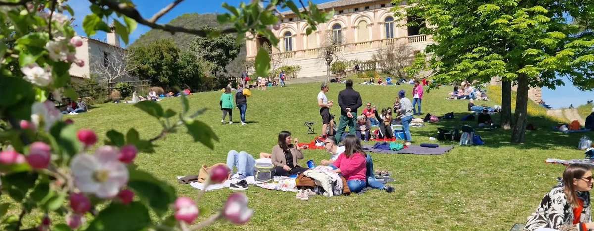 Evento Pasqua e Pasquetta in Villa picnic e caccia alle uova Locandina Pasqua e Pasquetta in Villa picnic e caccia alle uova - da domenica 5 aprile - lunedì 6 aprile 2026 ore 10:00 ore 18:00