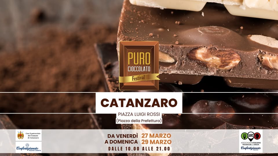 PURO CIOCCOLATO FESTIVAL CATANZARO Potrebbe essere un'immagine raffigurante barretta di cioccolato e il seguente testo "PURO CIOCCOLATO Festival Conil atzecinka diea diCaraeara CATANZARO PIAZZA LUIGI ROSSI (Piazza della Prefettura) C asligianato Carferligianate iqianalo DA VENERDÌ 27 MARZO A DOMENICA 29 MARZO DALLE 10.00 ALLE 21.00 AIRS ASICUIALU ALIAUISTAUANA ETAUANA B"