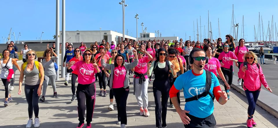 17 Maggio FitnessWalk® Rimini sul Lungomare Claudio Tintori Nessuna descrizione della foto disponibile.