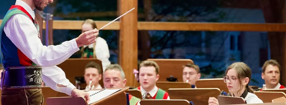 Evento Konzert der Musikkapelle Enneberg Locandina Konzert der Musikkapelle Enneberg - da venerdì 10 luglio - venerdì 4 settembre 2026 ore 21:00 ore 22:30