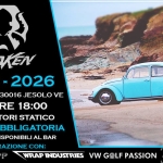 Potrebbe essere un'immagine raffigurante ‎il seguente testo "‎愛 KRAKEN 23-05-2026 23-05- 23 05 2026 PIAZZA KENNEDY, 30016 JESOLO VE DALLE ORE 18:00 RITROVO MOTORI STATICO ISCRIZIONE OBBLIGATORIA PANINI E SNACK DISPONIBIL AL BAR IN NCOLLABORAZIONE CON: WRAP INDUSTRIES ב--ווווו Vw GOLF PASSION 回 LBENESSERE BENESSE‎"‎