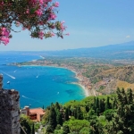 Sicilia Orientale con Caltagirone, Piazza Armerina, Taormina, Gole dell’Alcantara e l’Etna Sicilia Orientale con Caltagirone, Piazza Armerina, Taormina, Gole dell’Alcantara e l’Etna a Taormina (ME) il 2 ottobre - 4 ottobre 2026