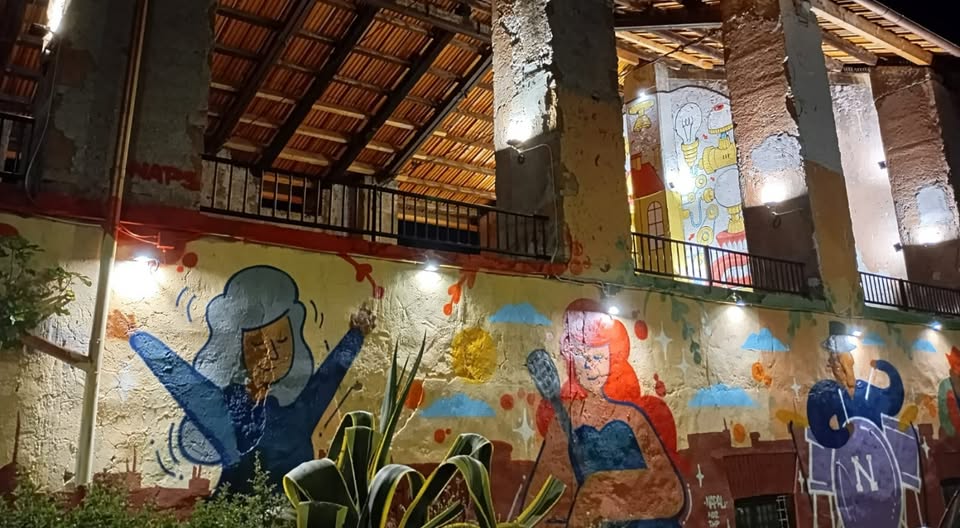 Vinix a Roma (by Night), Sabato 16 Maggio dalle 18 alle 24 Nessuna descrizione della foto disponibile.
