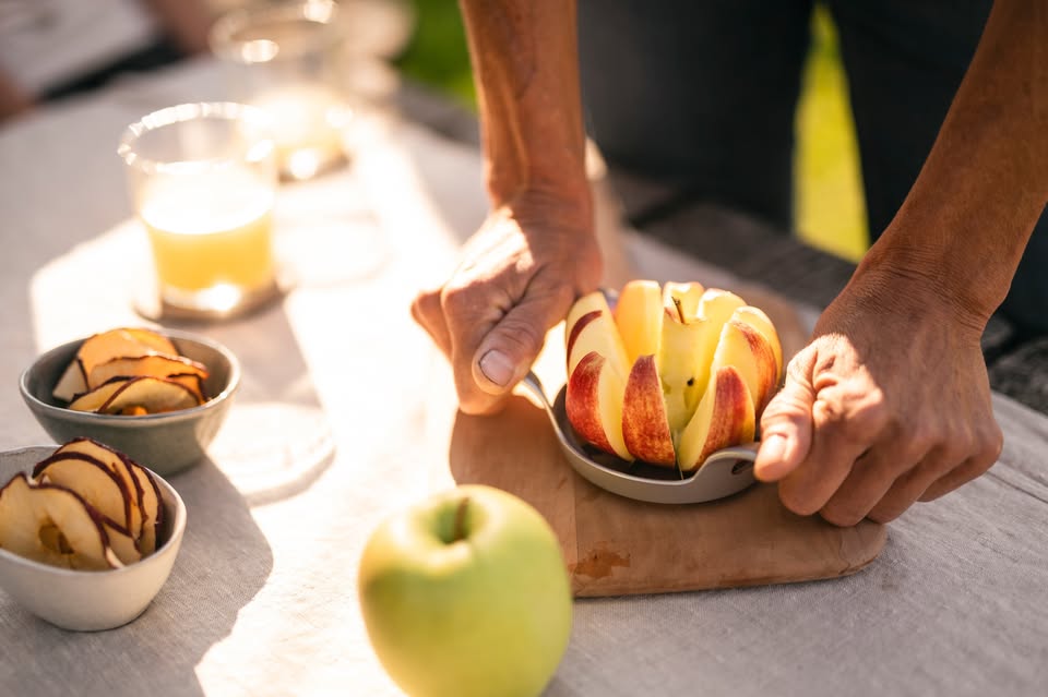 Evento Algunder Apfellehrpfad durch die Obstgärten des Klosterbauerhofs Locandina Algunder Apfellehrpfad durch die Obstgärten des Klosterbauerhofs - da venerdì 5 giugno - venerdì 30 ottobre 2026 ore 15:30 ore 17:00